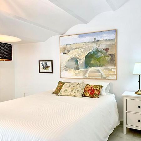 Charming 2 Bedroom Boutique Triplex Apartment With Private Terrace At Seville City Center By Ocityzen Exterior foto