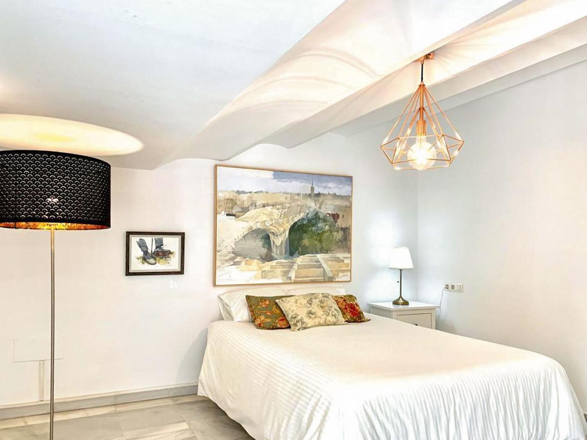 Charming 2 Bedroom Boutique Triplex Apartment With Private Terrace At Seville City Center By Ocityzen Exterior foto