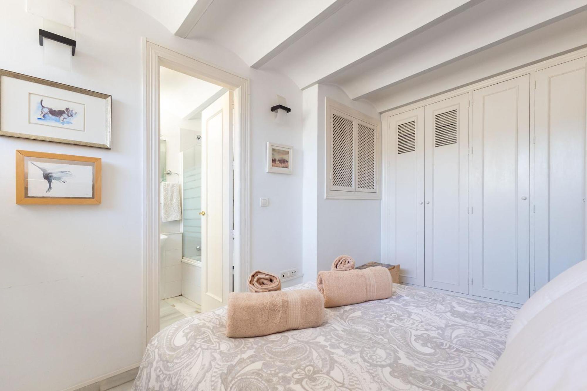 Charming 2 Bedroom Boutique Triplex Apartment With Private Terrace At Seville City Center By Ocityzen Exterior foto
